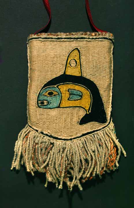 TLINGIT CHILKAT WOVEN POUCH REPRESENTING A KILLER WHALE